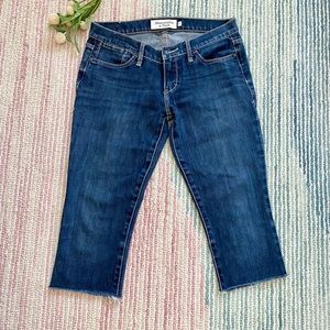 Abercrombie & Fitch Cropped Jeans Size 24